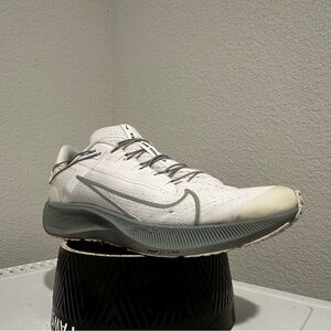Nike Air Zoom Pegasus 38  Flyease white / white grey DJ0964-991 size 11